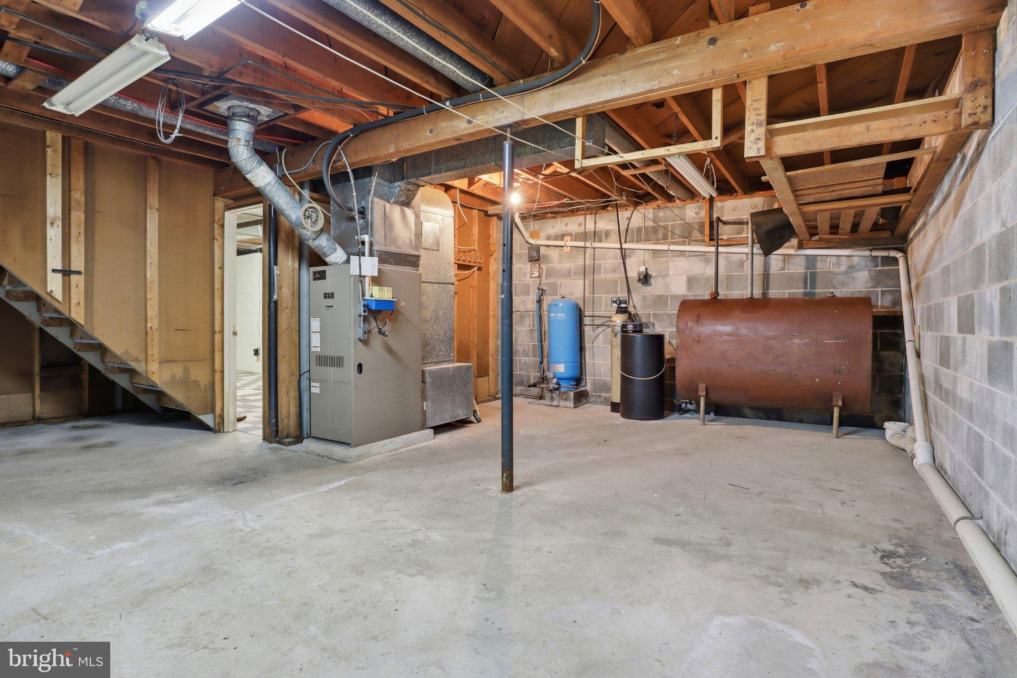 498 Middletown Road Hummelstown, PA 17036 - Photo 23 of 39 Spacious unfinished basement ready for ideas.