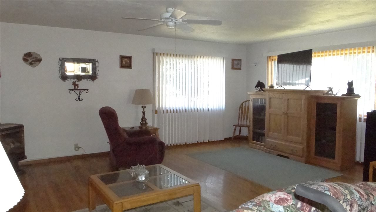 6352 Lancaster Road St. John, WA 99171 - Photo 5 of 23