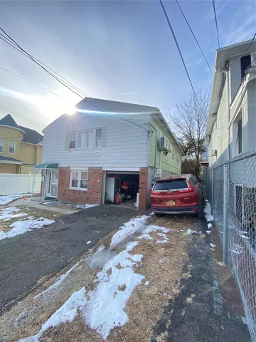 $675,000 | 16 Pease Street, Mount Vernon, NY 10553