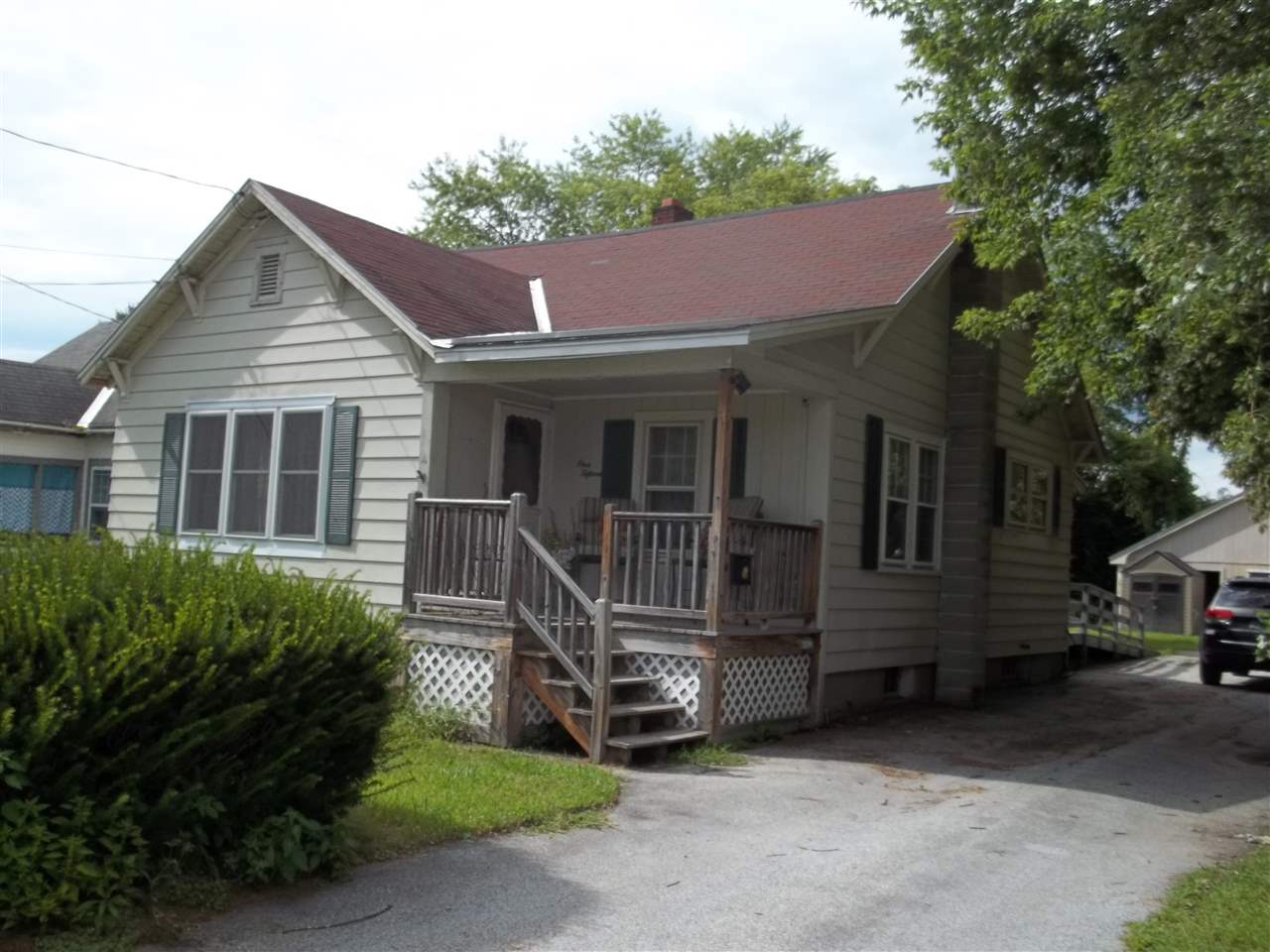 115 Plain Street Rutland, VT 05701 - Photo 1 of 17 Gallery Image 1