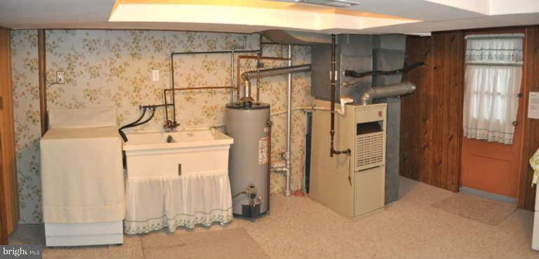 3709 Ina Avenue Baltimore, MD 21206 - Photo 16 of 21 Basement