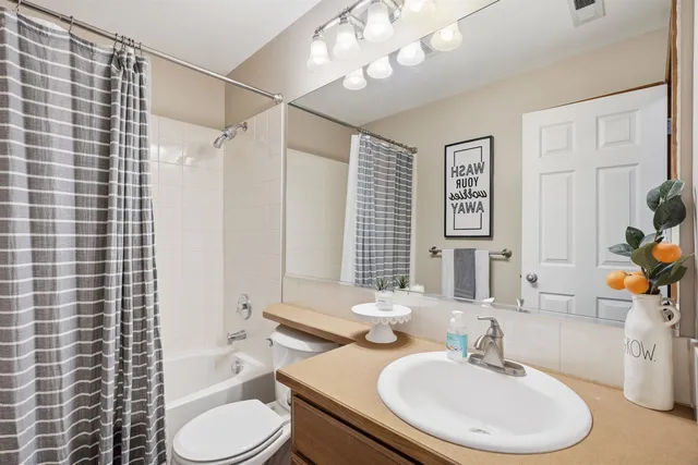 $360,000 | 1615 East Laigo Court, Deer Park, WA 99006