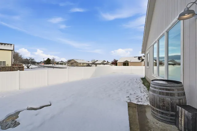 $360,000 | 1615 East Laigo Court, Deer Park, WA 99006