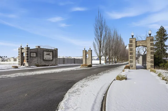 $360,000 | 1615 East Laigo Court, Deer Park, WA 99006