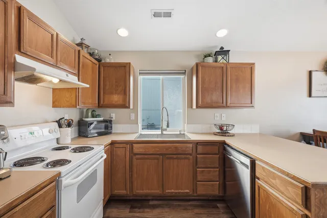 $360,000 | 1615 East Laigo Court, Deer Park, WA 99006