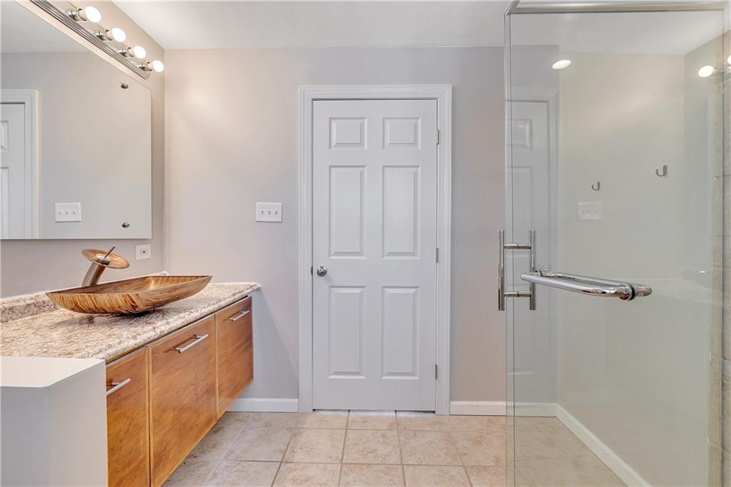 5159 Keystone Street Pittsburgh, PA 15201 - Photo 14 of 25 Gallery Image 14