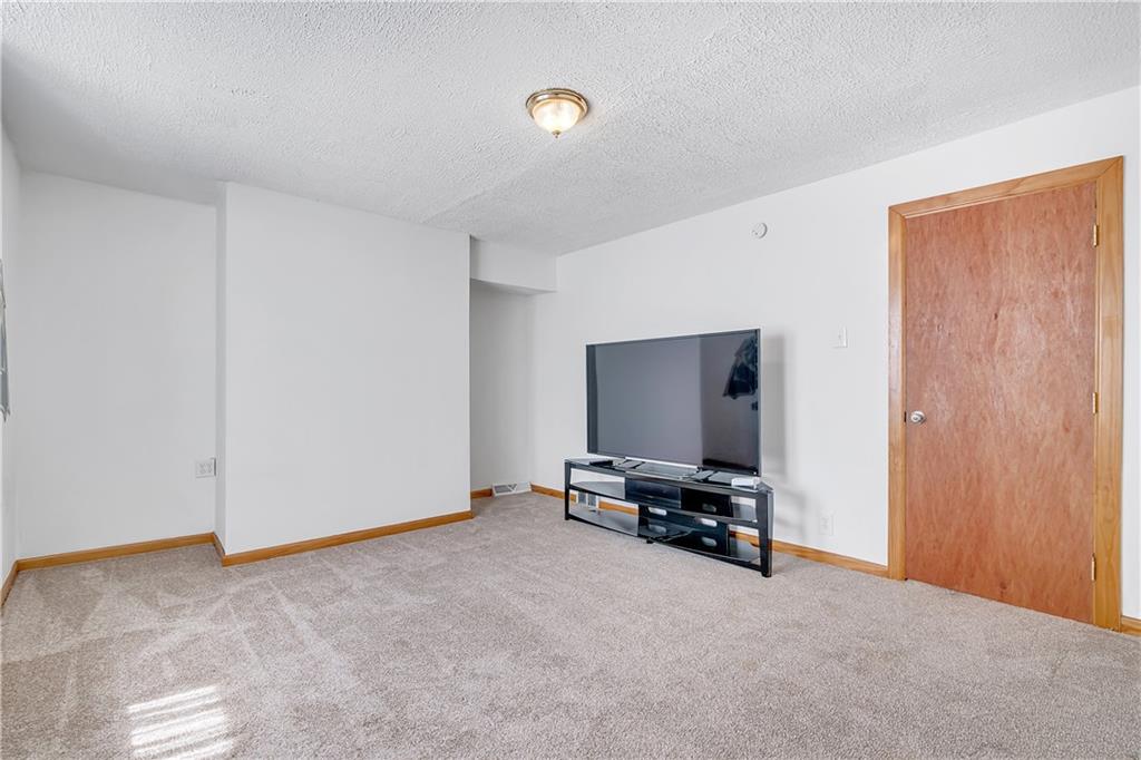 5159 Keystone Street Pittsburgh, PA 15201 - Photo 16 of 25 Gallery Image 16