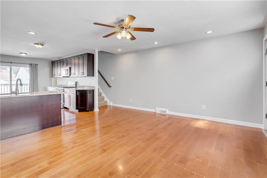 5159 Keystone Street Pittsburgh, PA 15201 - Photo 3 of 25 Gallery Image 3