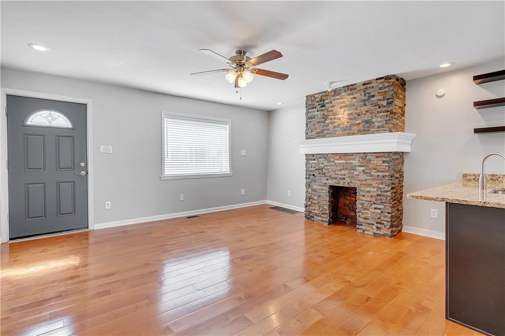 5159 Keystone Street Pittsburgh, PA 15201 - Photo 4 of 25 Gallery Image 4
