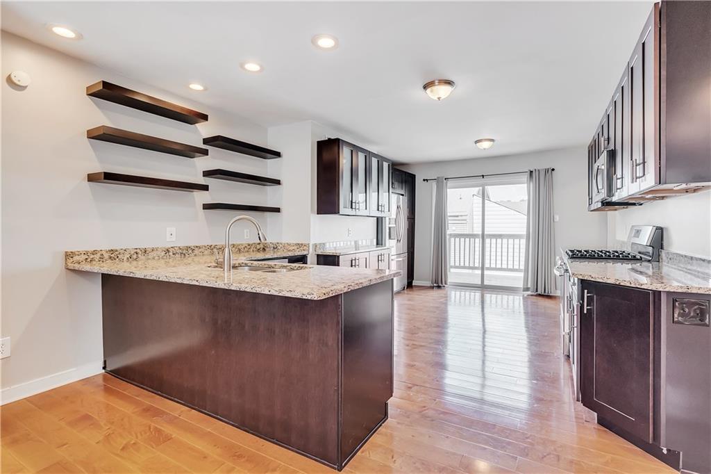 5159 Keystone Street Pittsburgh, PA 15201 - Photo 8 of 25 Gallery Image 8
