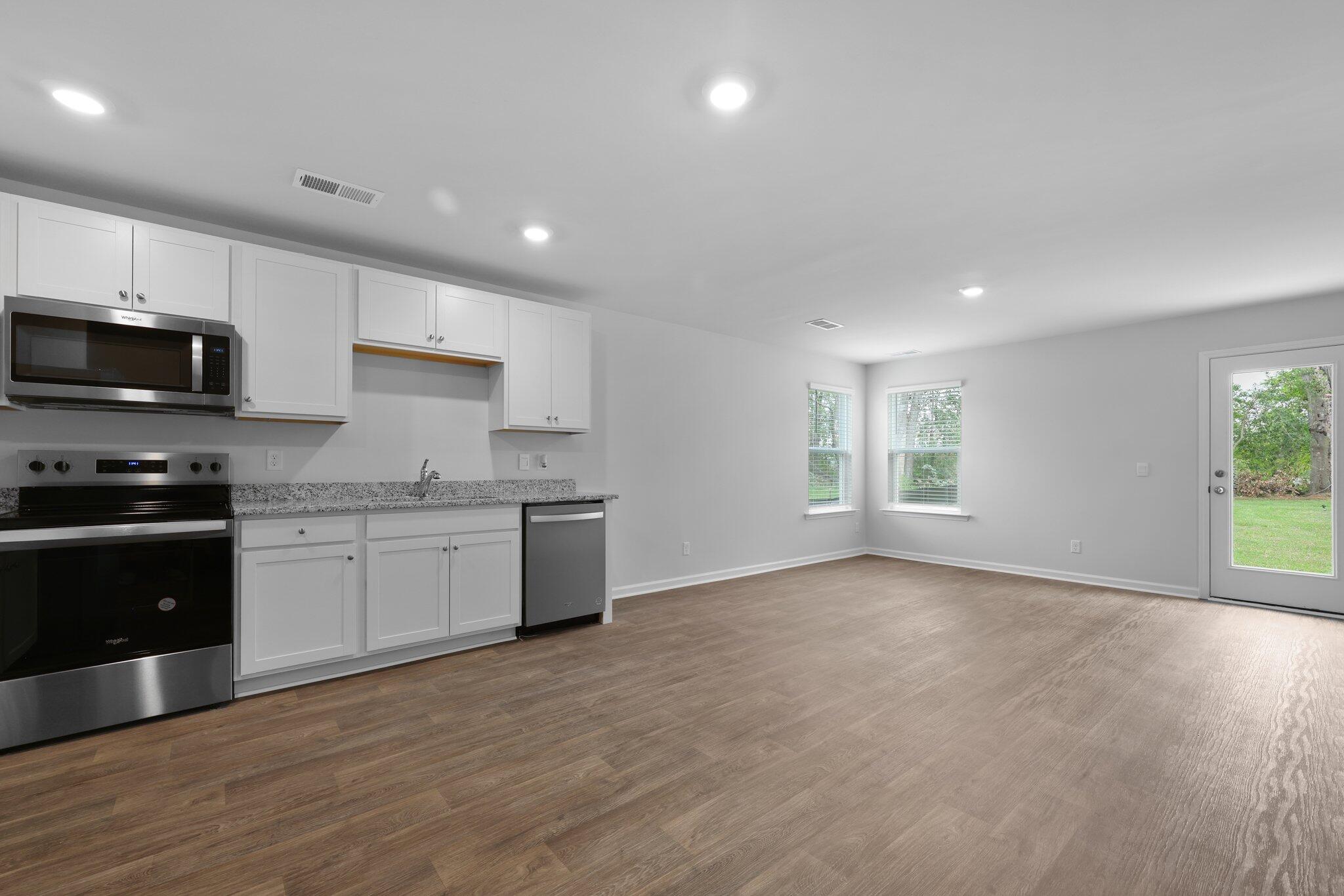 616 Perch Lane Santee, SC 29142 - Photo 10 of 27 18-web-or-mls-550A0900