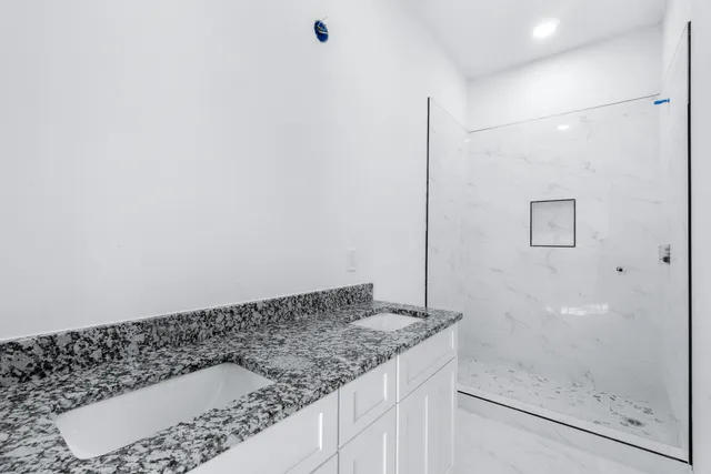 $550,000 | 2006 East 12th Street, Chattanooga, TN 37404