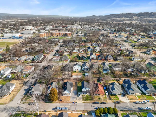 $544,000 | 2006 East 12th Street, Chattanooga, TN 37404