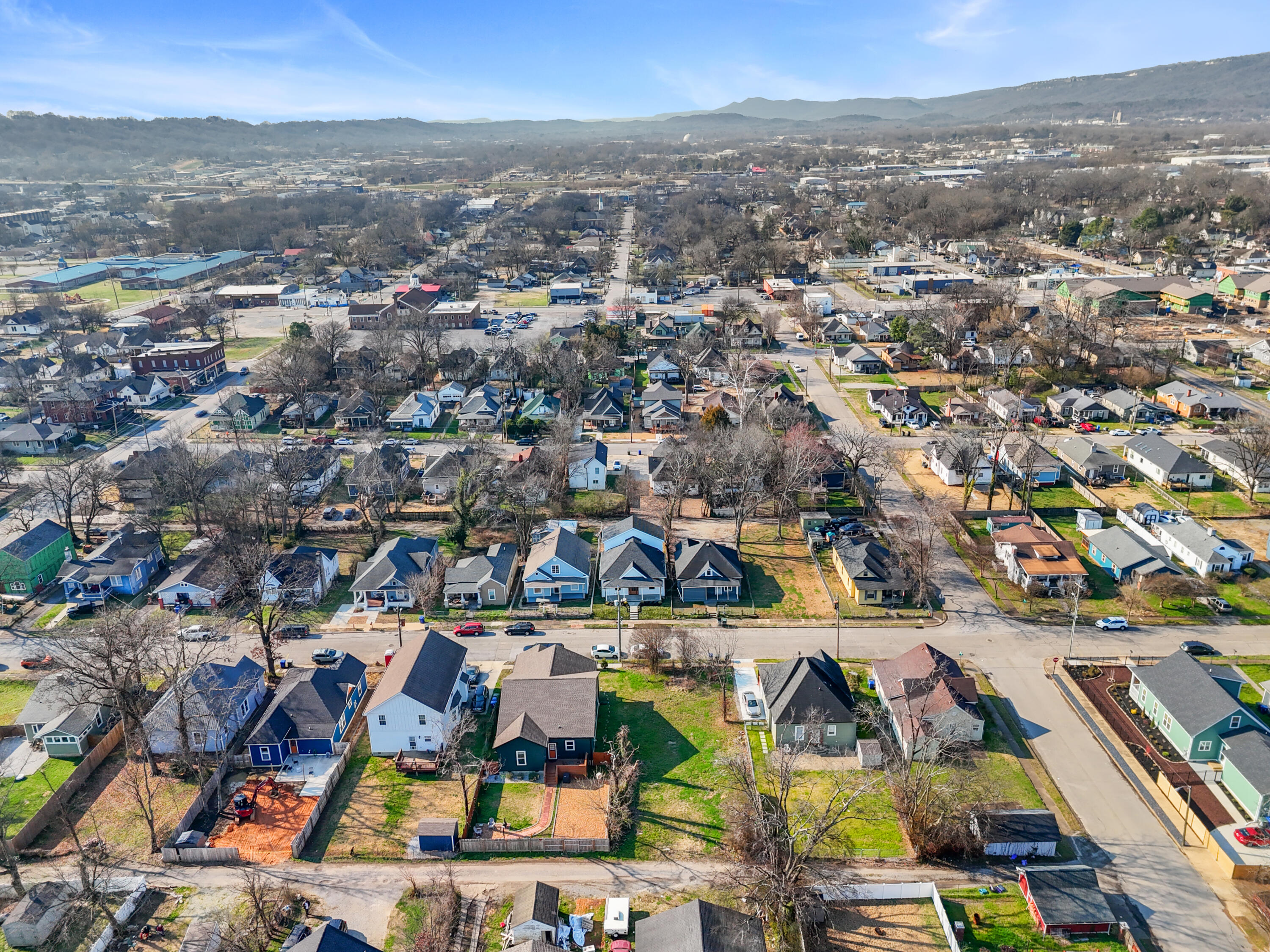 2006 East 12th Street Chattanooga, TN 37404 - Photo 42 of 44 dji_20260301231539_0977_d