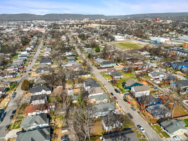 $544,000 | 2006 East 12th Street, Chattanooga, TN 37404