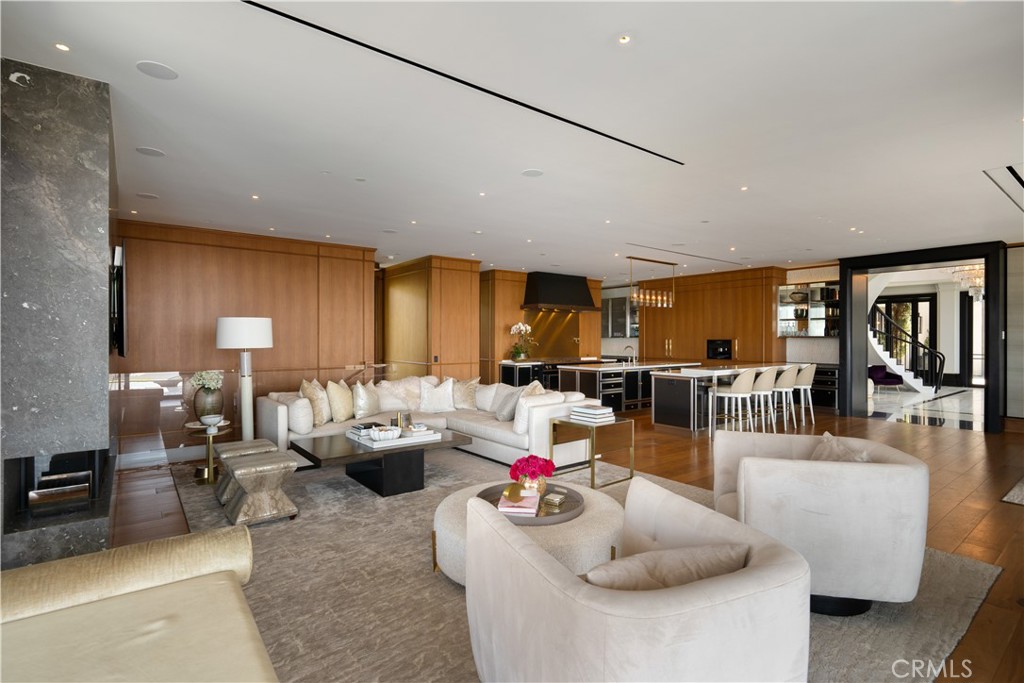 9 Oceanfront Lane Dana Point, CA 92629 - Photo 18 of 68