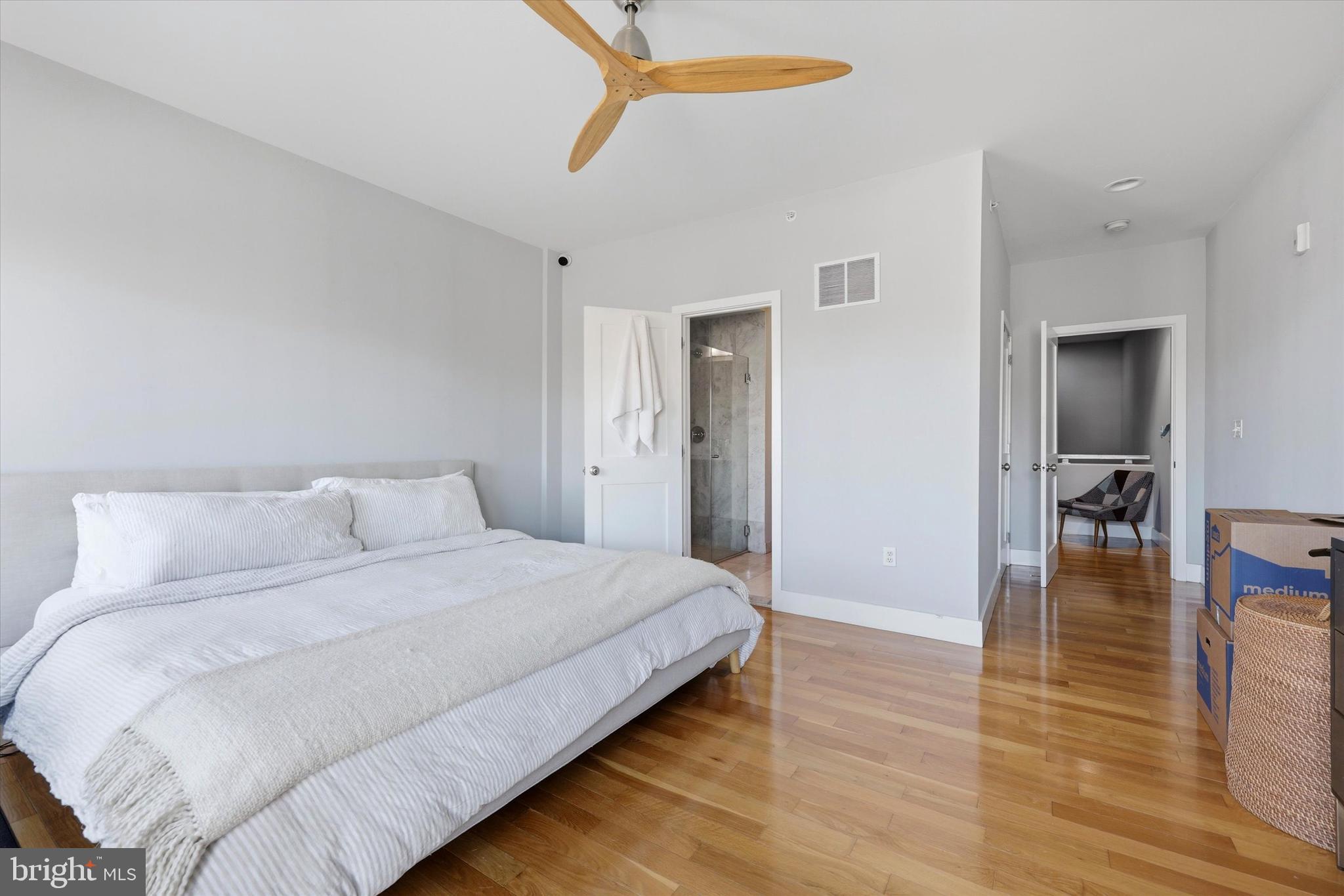 112 Market Street, Unit 3 Philadelphia, PA 19106 - Photo 14 of 21