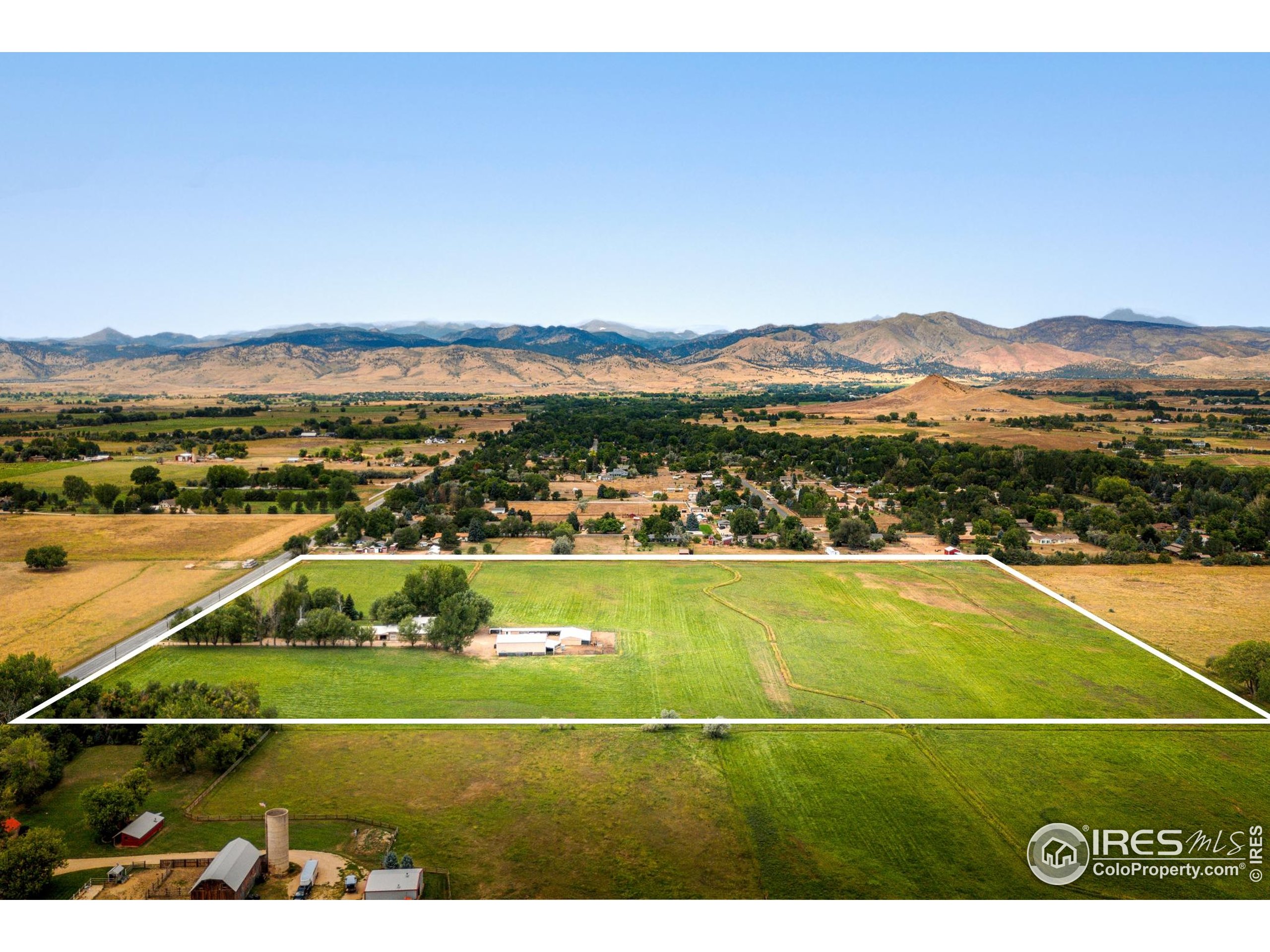 6789 Niwot Road Longmont, CO 80503 - Photo 10 of 28 a view of an outdoor space and city view