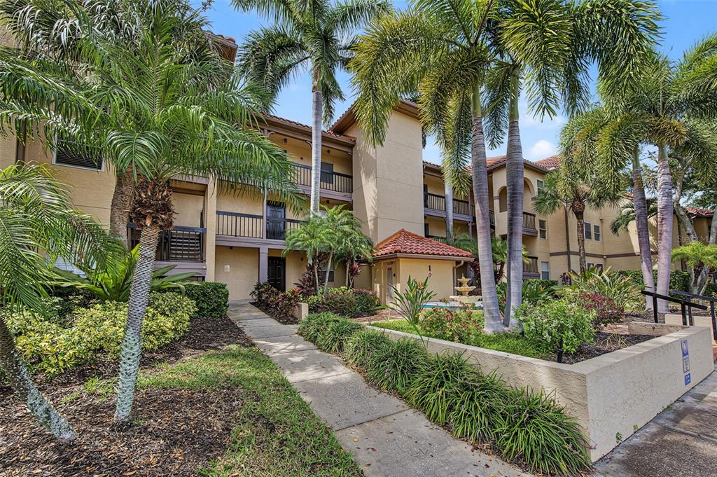 2400 Feather Sound Drive, Unit 123 Clearwater, FL 33762 - Photo 2 of 25 Gallery Image 2