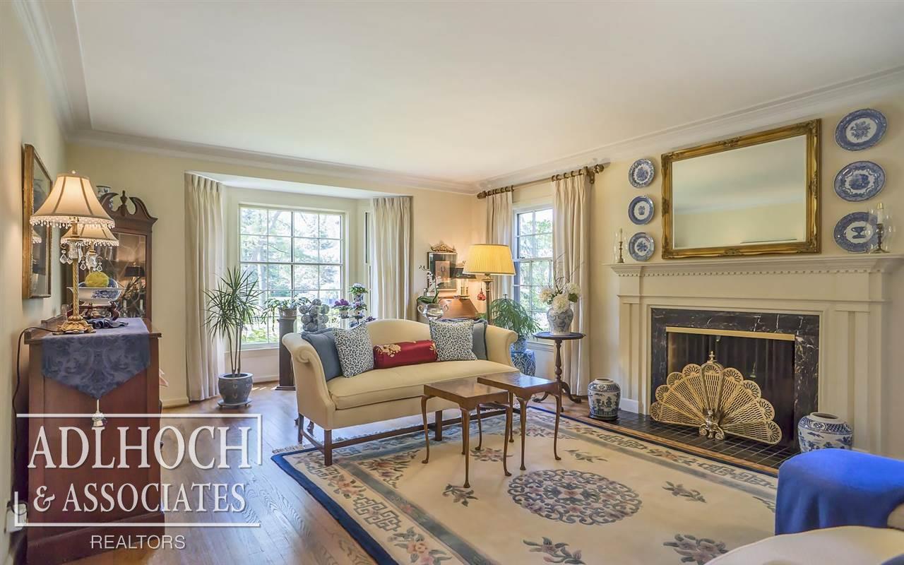 1048 Audubon Road Grosse Pointe, MI 48230 - Photo 10 of 21 31291102-9.JPG