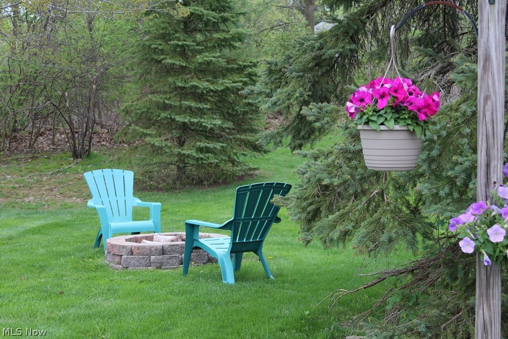2775 Middleton Road Hudson, OH 44236 - Photo 30 of 31 Enjoy summer evening out by your own private fire pit!