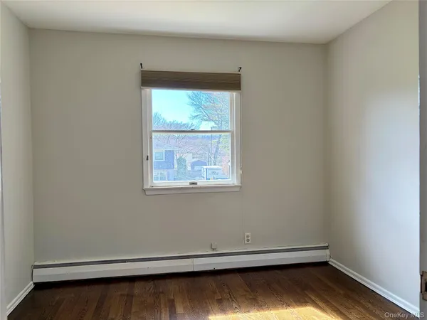 $4,650 | 14 Glendale Drive, Melville, NY 11747
