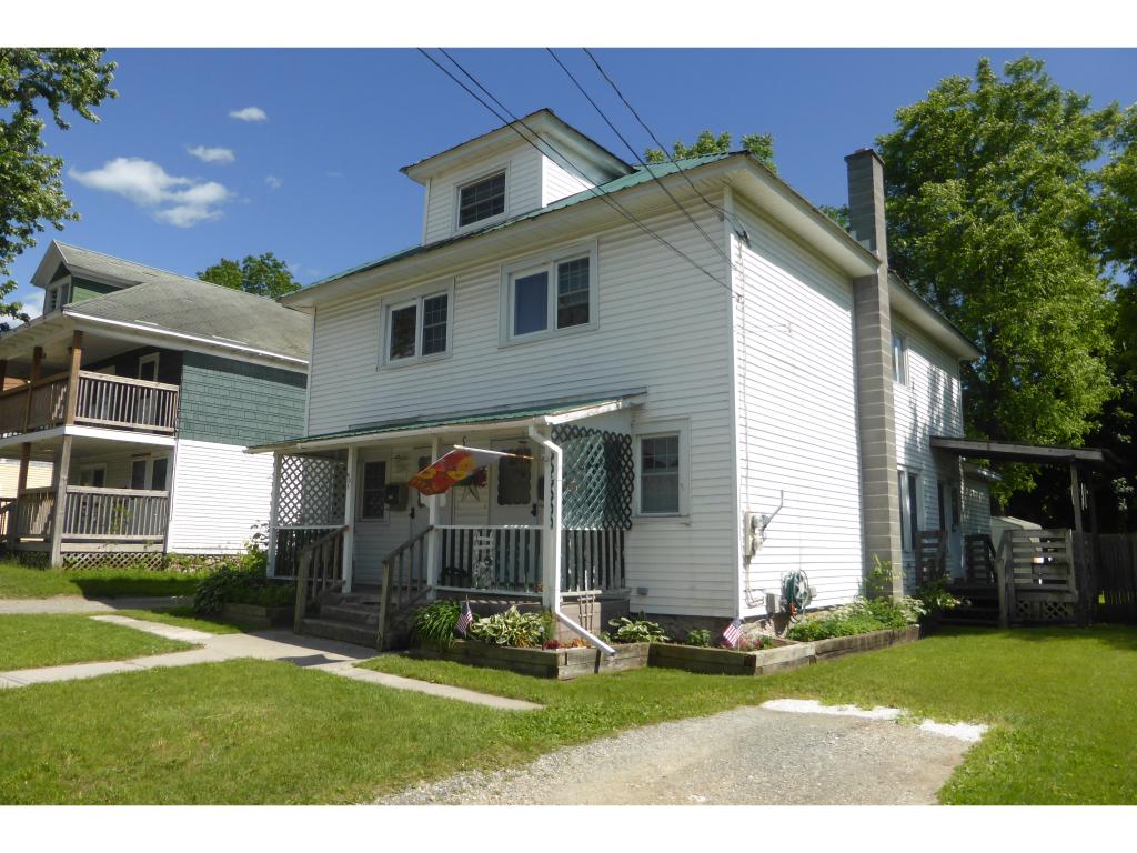903 County Street Bennington, VT 05201 - Photo 1 of 17 Gallery Image 1