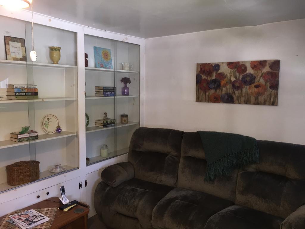 903 County Street Bennington, VT 05201 - Photo 3 of 17 Gallery Image 3