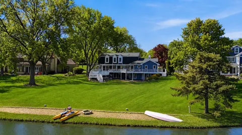 $1,100,000 | 1480 Lake Shore Drive South, Barrington, IL 60010