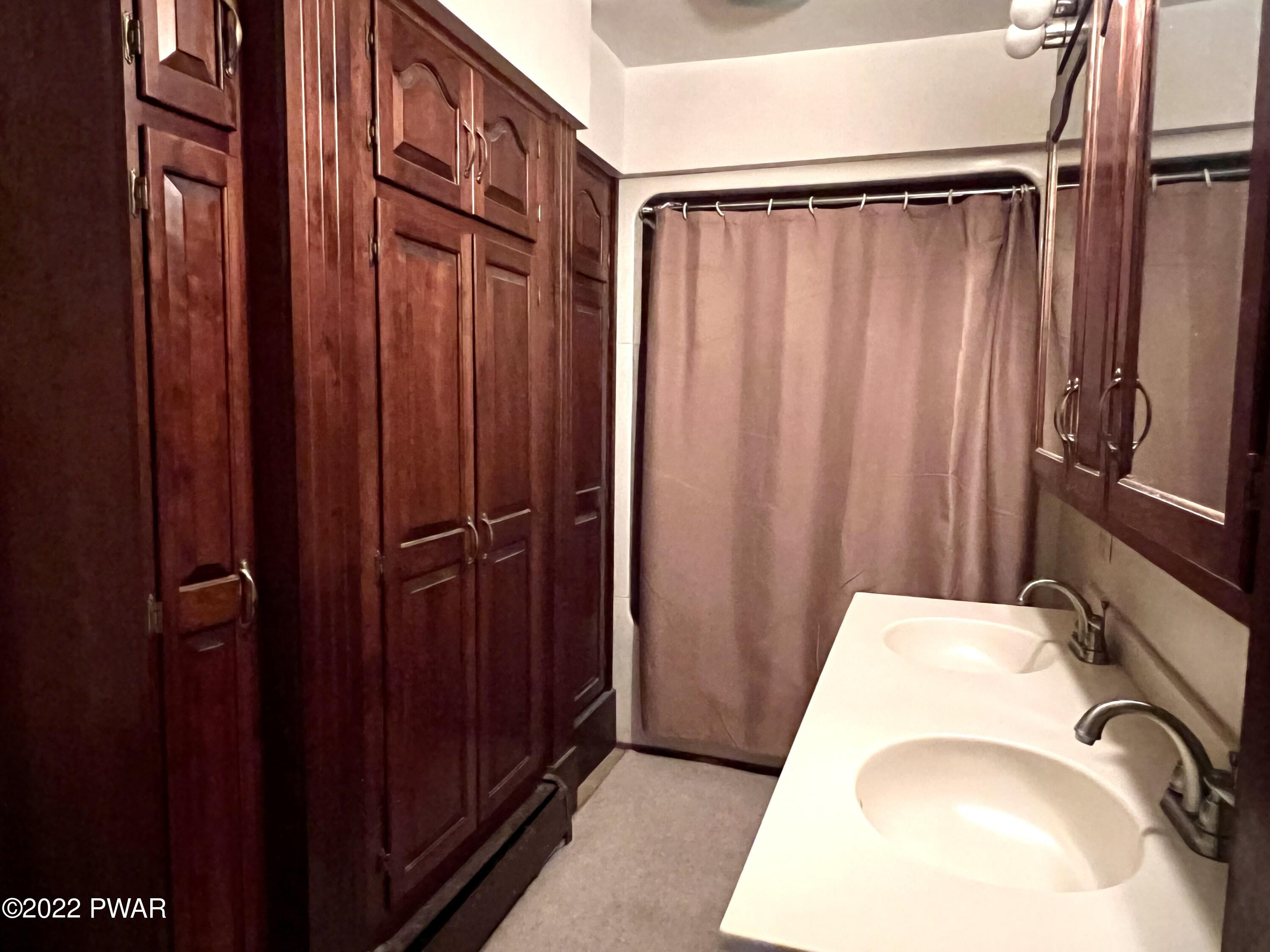 179 Rt 2001 Milford, PA 18337 - Photo 12 of 26