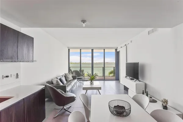 $7,000 | 3131 Northeast 7th Avenue, Unit 305, Miami, FL 33137