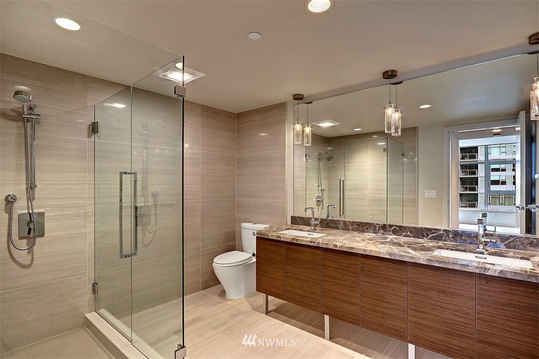 588 Bell Street, Unit 2507S Seattle, WA 98121 - Photo 15 of 25