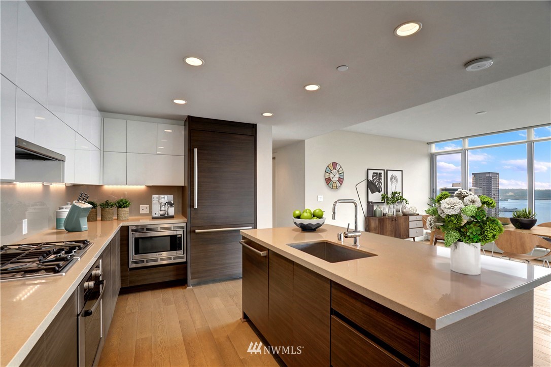 588 Bell Street, Unit 2507S Seattle, WA 98121 - Photo 10 of 25