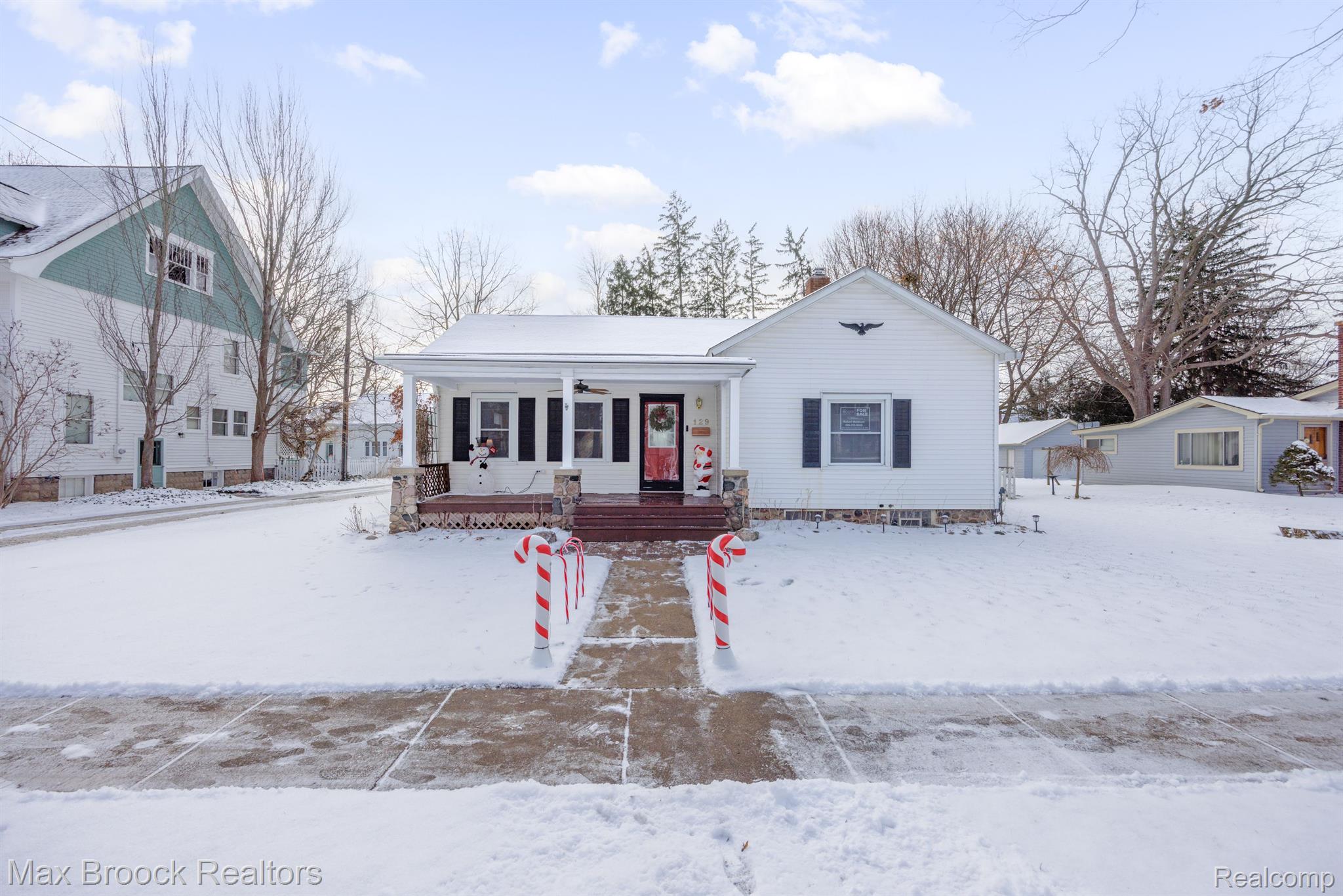 129 Pleasant Street Romeo, MI 48065 - Photo 1 of 32 Gallery Image 1