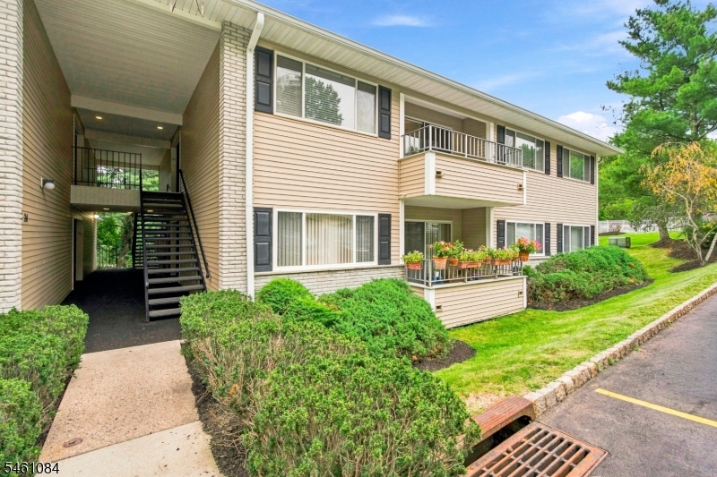 50 Lindsley Road, Unit 21 Cedar Grove, NJ 07009 - Photo 1 of 21 Gallery Image 1