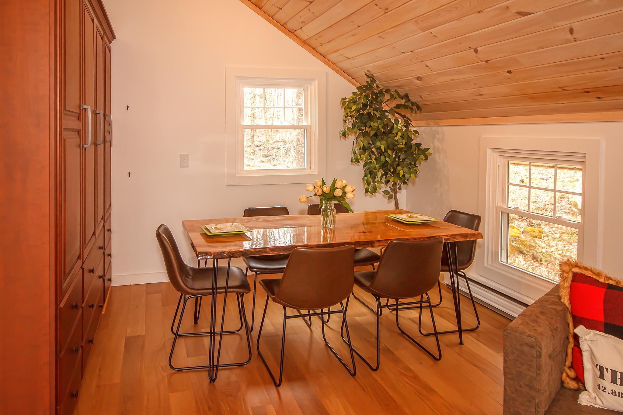 164 Spruce Grove Road Wilmington, VT 05363 - Photo 12 of 39 Gallery Image 12