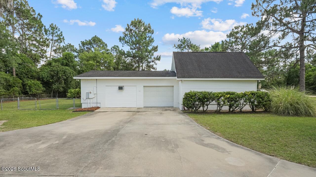 211 Jekyll Island Road Jesup, GA 31545 - Photo 21 of 40
