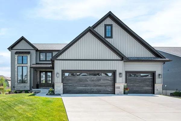 $639,900 | 5105 Finlen Lane, Bloomington, IL 61705