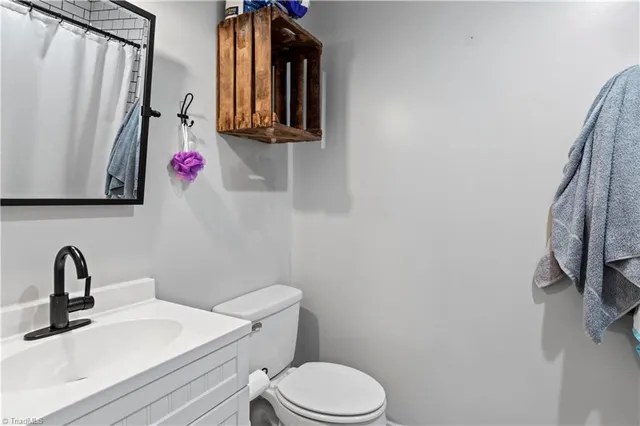 $329,000 | 274 Dixie Hill Road, North Wilkesboro, NC 28659