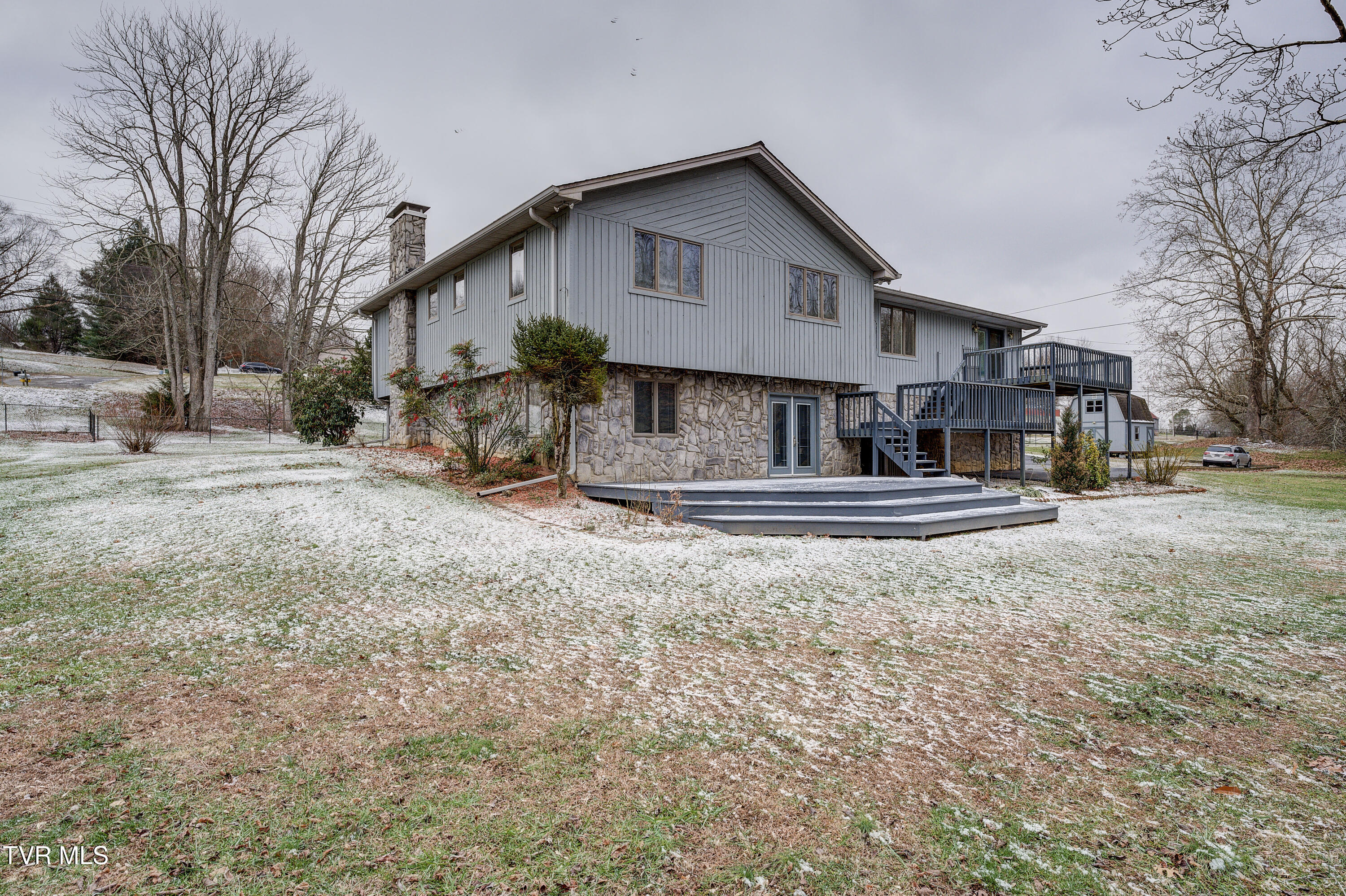 562 Fall Creek Road Blountville, TN 37617 - Photo 5 of 64 FallCreek--51