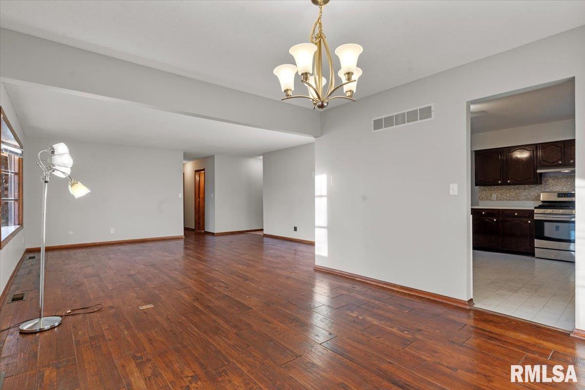 240 Stutely Lane Springfield, IL 62704 - Photo 6 of 28