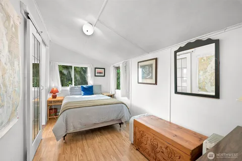 $950,000 | 1865 Seacrest Drive, Lummi Island, WA 98262