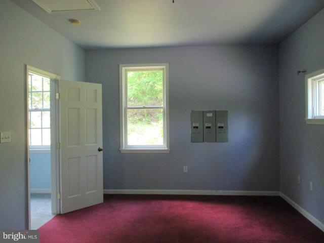 18250 Blue Ridge Mountain Road Bluemont, VA 20135 - Photo 13 of 30 In-law suite bedroom