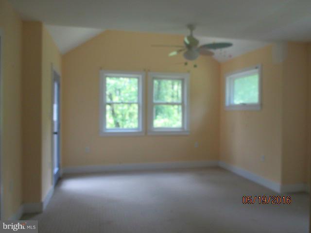 18250 Blue Ridge Mountain Road Bluemont, VA 20135 - Photo 16 of 30 Bedroom