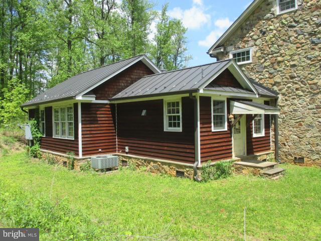 18250 Blue Ridge Mountain Road Bluemont, VA 20135 - Photo 30 of 30 Exterior (Rear)