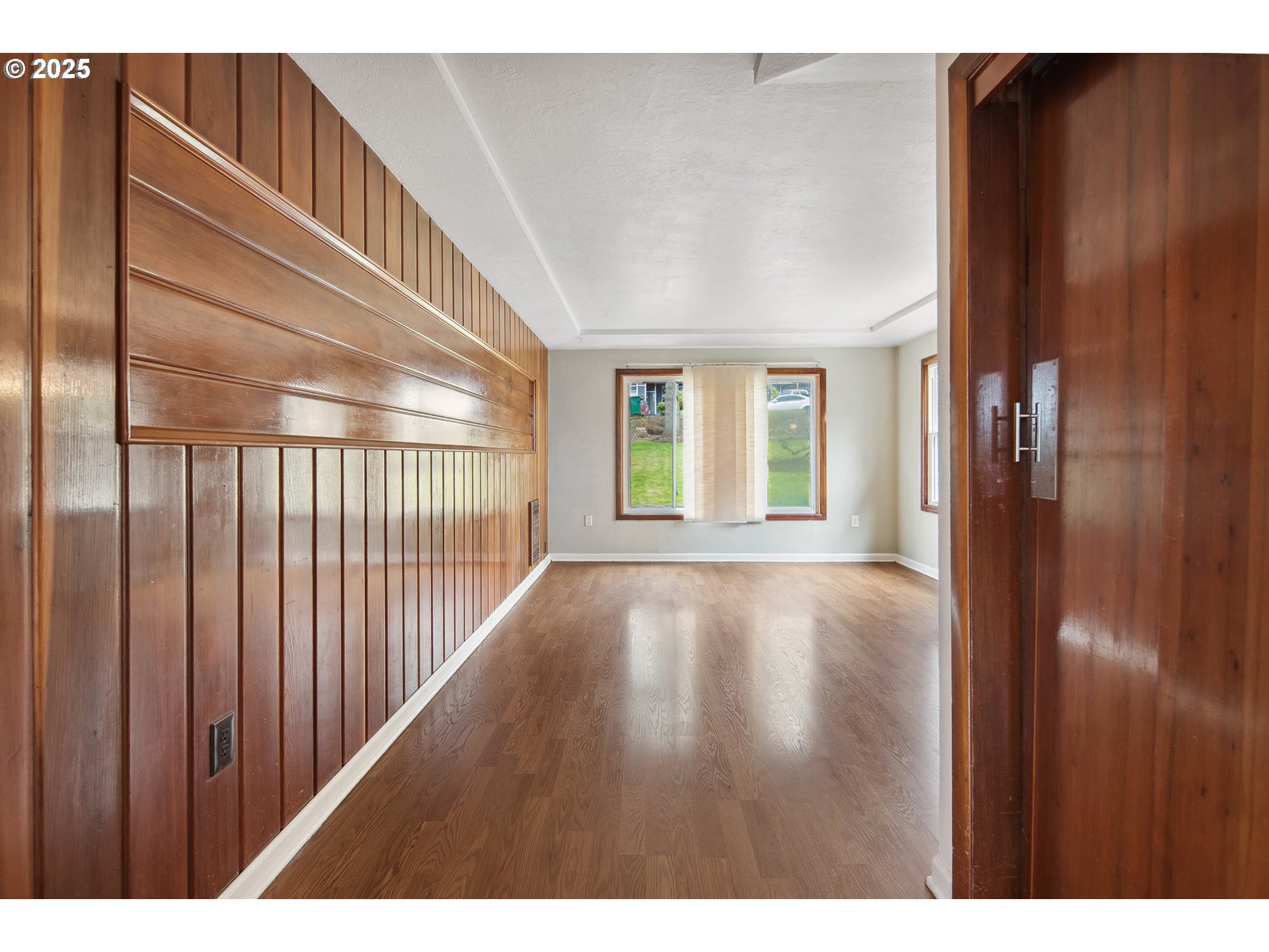 6816 Southwest Walnut Terrace Portland, OR 97223 - Photo 8 of 20 Gallery Image 8