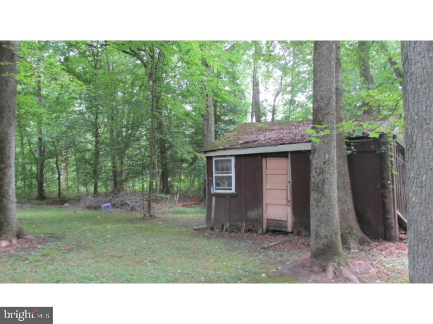 33 Old Red Lion Road Southampton, NJ 08088 - Photo 6 of 8 Storage Shed