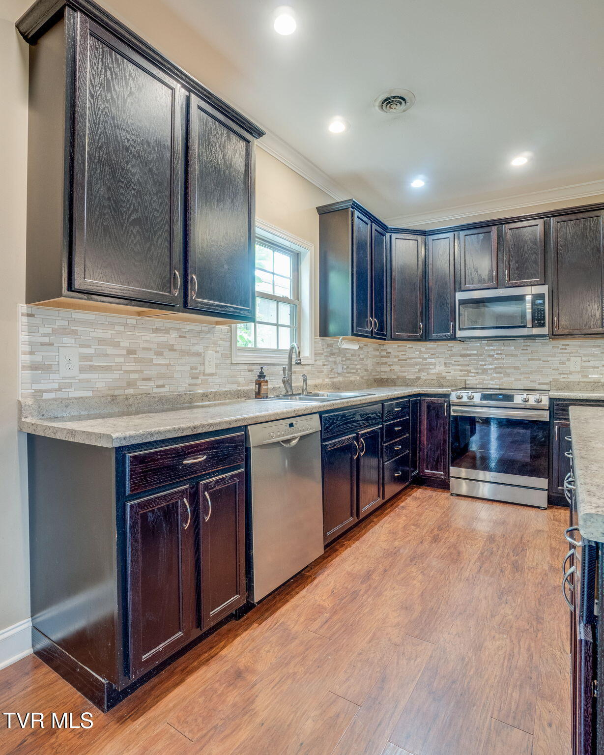 146 Bob Walker Road Jonesborough, TN 37659 - Photo 9 of 35 009