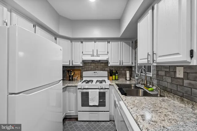 $339,900 | 436 Hunt Avenue, Hamilton, NJ 08610