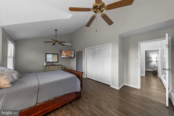 $325,000 | 436 Hunt Avenue, Hamilton, NJ 08610